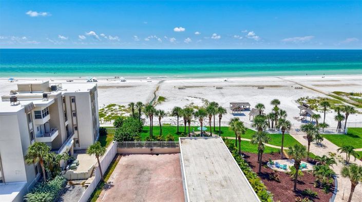 Image No.45-2 Bed Property for sale