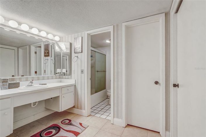 Image No.17-2 Bed Townhouse for sale