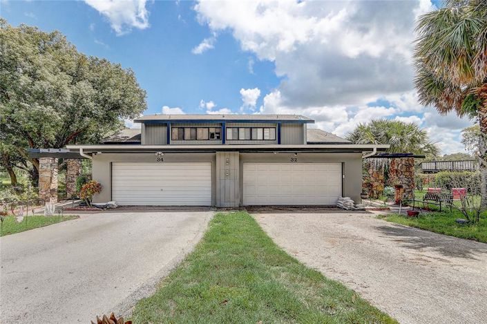 Image No.31-2 Bed Townhouse for sale