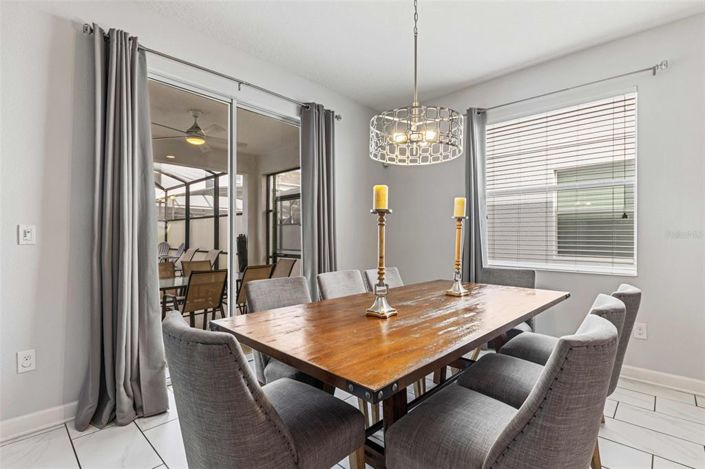 Image No.17-6 Bed Property for sale