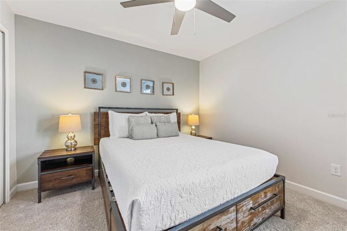 Image No.27-6 Bed Property for sale