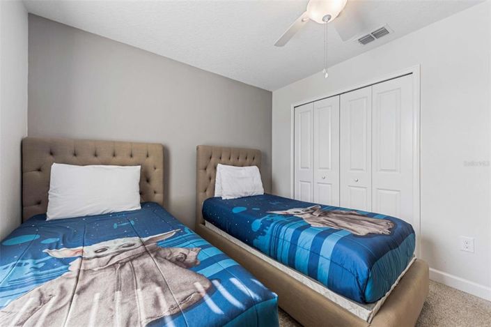 Image No.36-6 Bed Property for sale