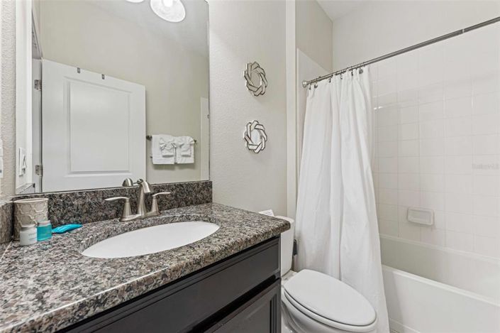 Image No.42-6 Bed Property for sale