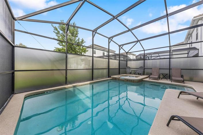 Image No.46-6 Bed Property for sale