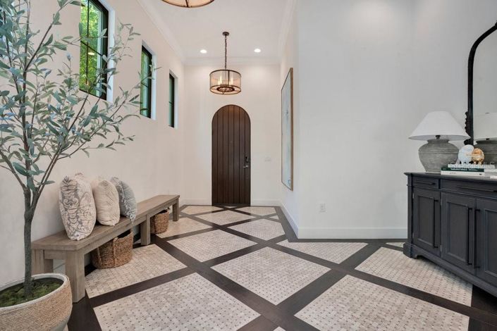 Image No.4-3 Bed Property for sale