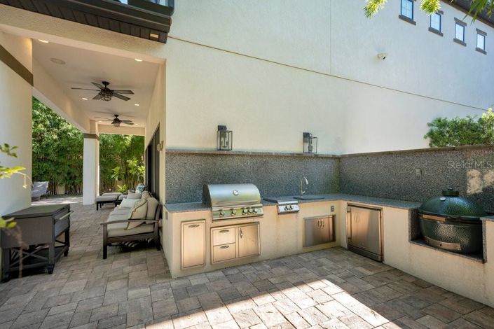 Image No.47-3 Bed Property for sale