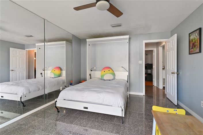 Image No.26-3 Bed Property for sale