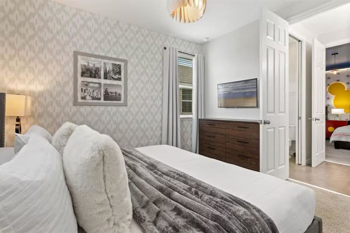 Image No.27-9 Bed Property for sale