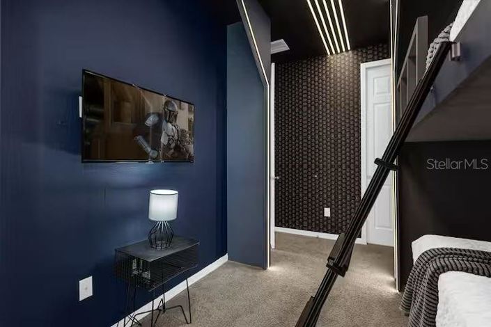 Image No.35-9 Bed Property for sale