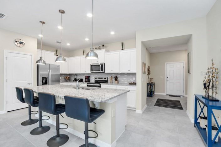 Image No.10-5 Bed Townhouse for sale