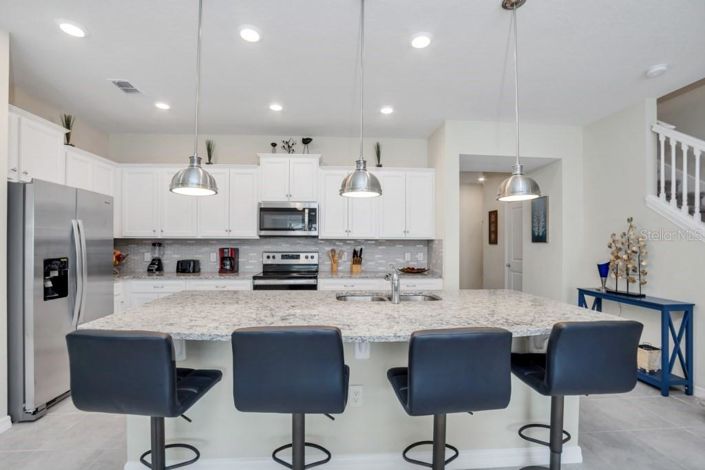 Image No.11-5 Bed Townhouse for sale