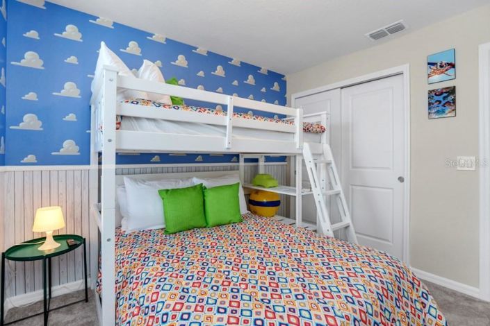 Image No.35-5 Bed Townhouse for sale