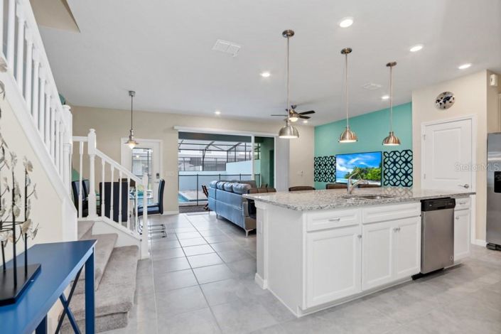 Image No.4-5 Bed Townhouse for sale