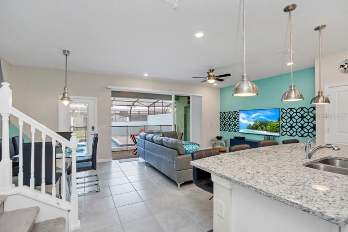 Image No.5-5 Bed Townhouse for sale