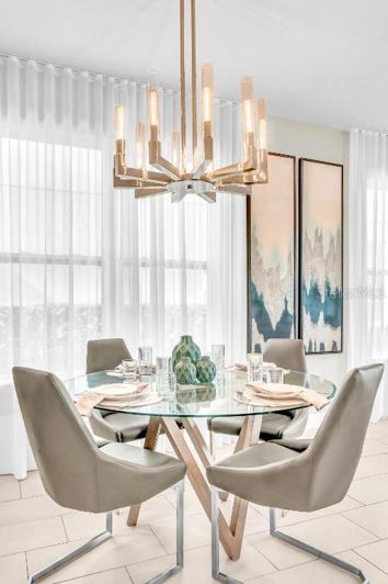 Image No.11-6 Bed Property for sale