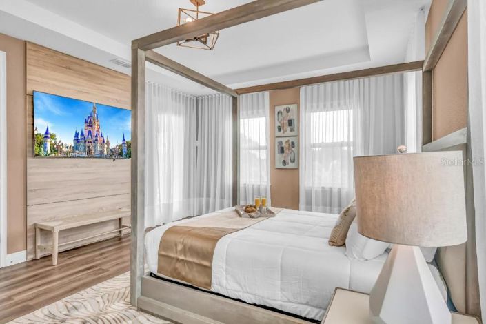 Image No.14-6 Bed Property for sale