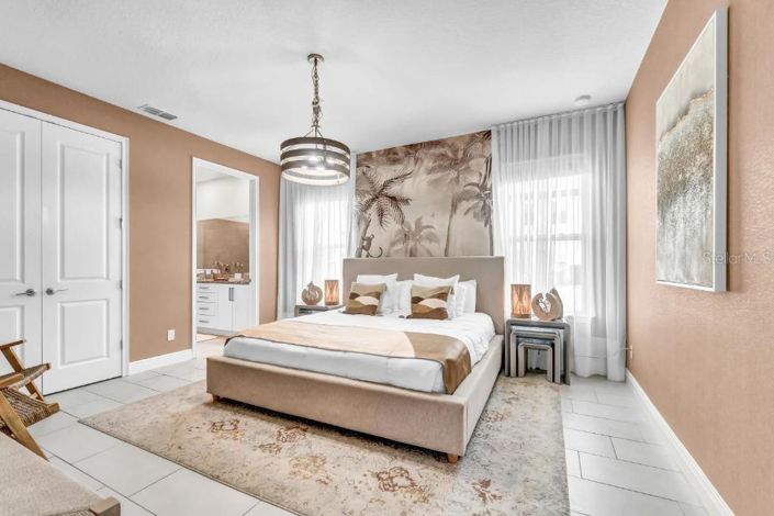 Image No.32-6 Bed Property for sale