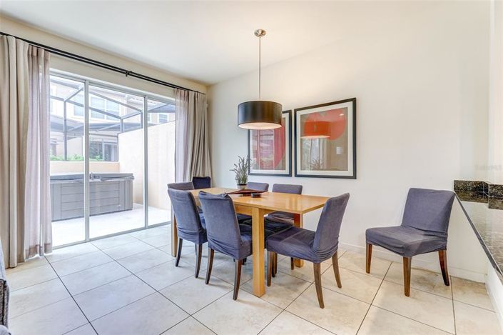 Image No.13-3 Bed Townhouse for sale