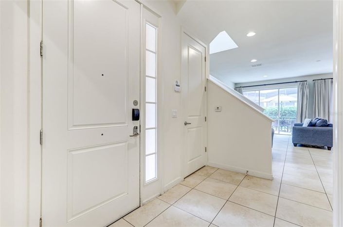 Image No.27-3 Bed Townhouse for sale