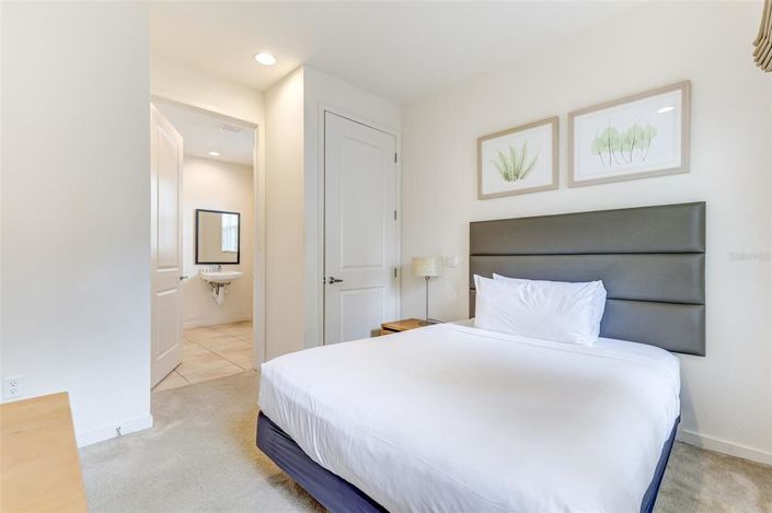 Image No.29-3 Bed Townhouse for sale