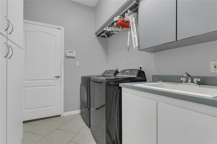 Image No.26-4 Bed Property for sale