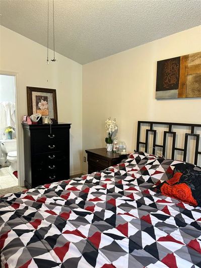 Image No.21-3 Bed Property for sale