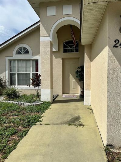 Image No.3-3 Bed Property for sale