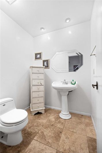 Image No.16-4 Bed Property for sale