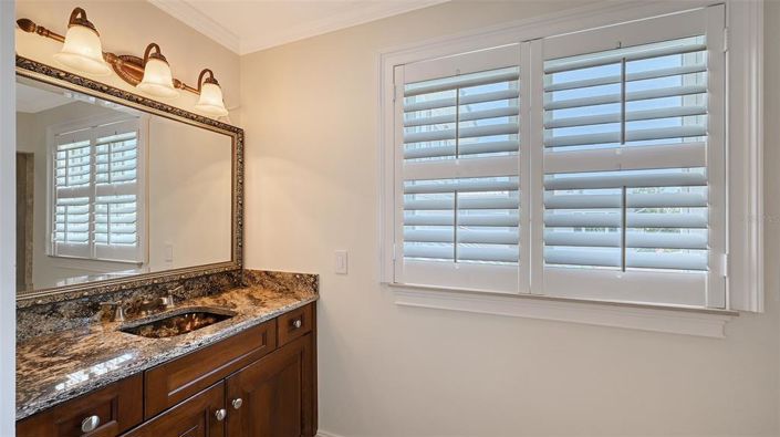 Image No.24-4 Bed Property for sale