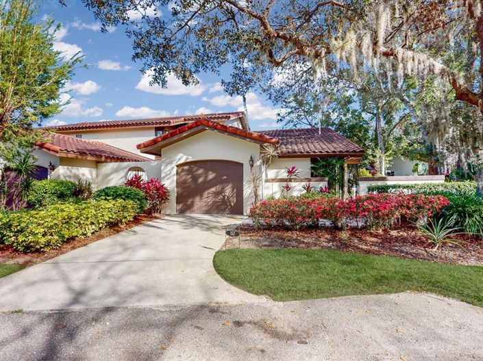 Image No.2-2 Bed Townhouse for sale