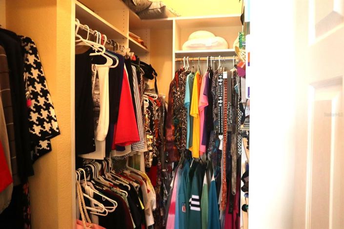 Image No.18-4 Bed Property for sale