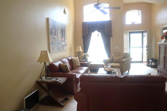 Image No.5-4 Bed Property for sale