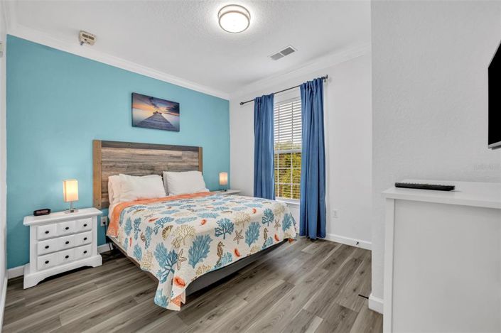 Image No.23-3 Bed Property for sale