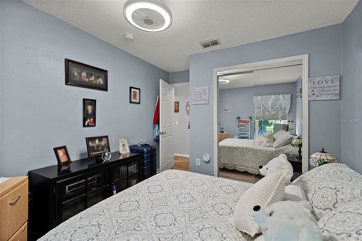 Image No.15-4 Bed Property for sale