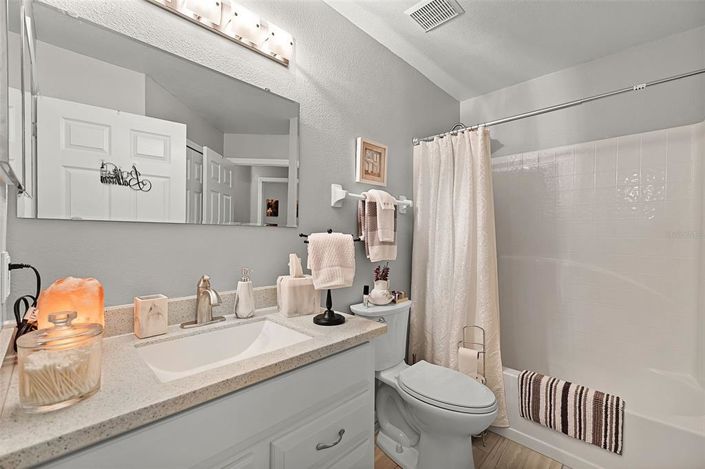 Image No.18-4 Bed Property for sale