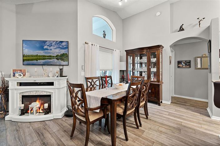 Image No.7-4 Bed Property for sale