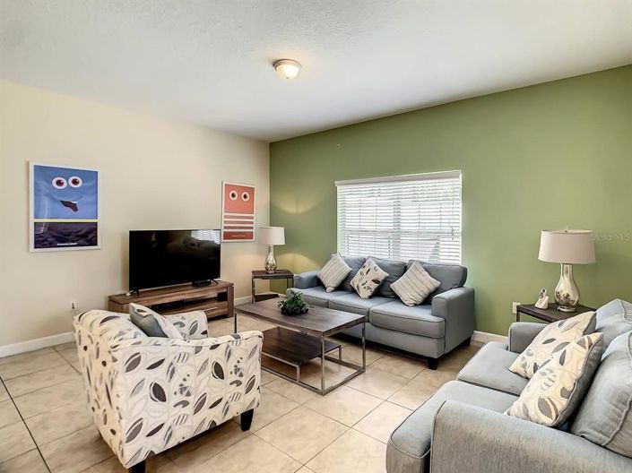 Image No.15-5 Bed Townhouse for sale