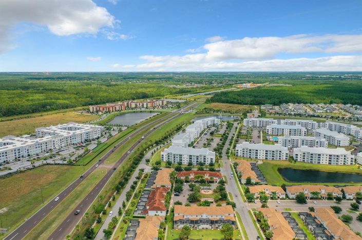 Image No.41-5 Bed Townhouse for sale