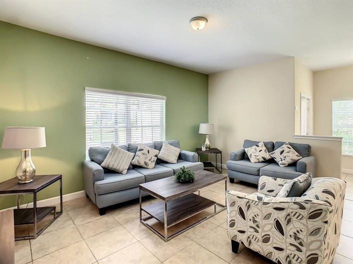 Image No.9-5 Bed Townhouse for sale