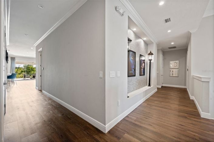 Image No.41-10 Bed Property for sale