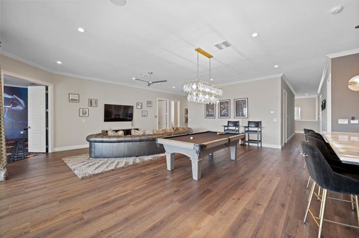 Image No.46-10 Bed Property for sale