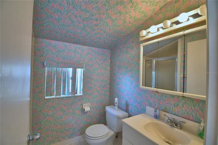 Image No.24-2 Bed Townhouse for sale