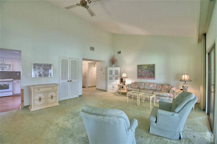 Image No.34-2 Bed Townhouse for sale