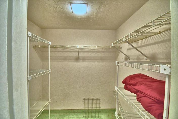 Image No.45-2 Bed Townhouse for sale