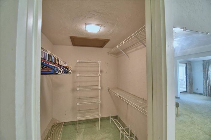 Image No.59-2 Bed Townhouse for sale