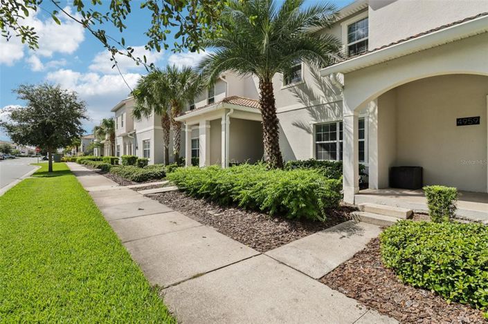 Image No.34-4 Bed Townhouse for sale