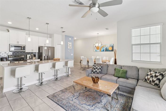 Image No.37-4 Bed Townhouse for sale