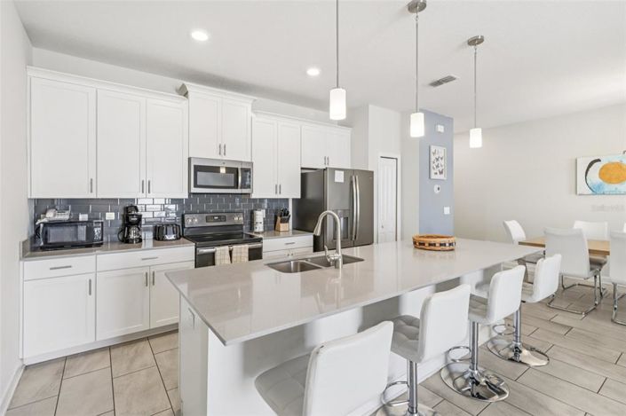 Image No.44-4 Bed Townhouse for sale