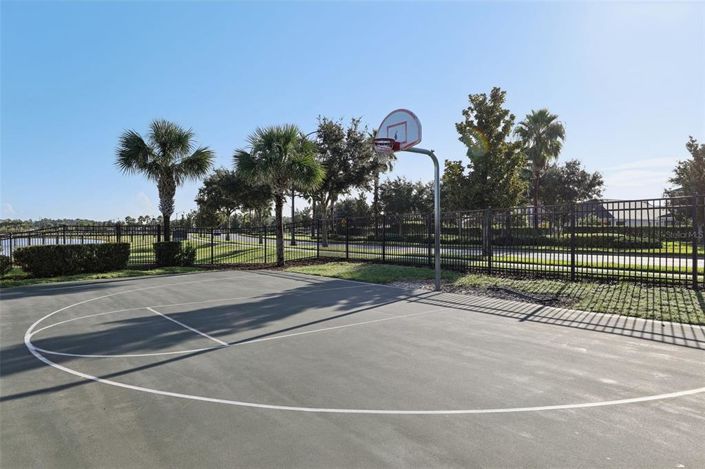 Image No.7-4 Bed Townhouse for sale