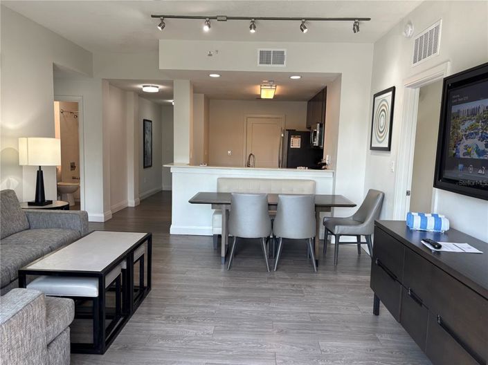 Image No.19-3 Bed Property for sale